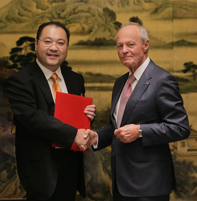 匈牙利共和国前总理迈杰希·彼得阁下