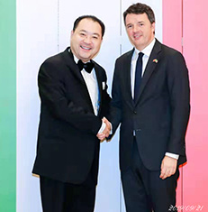 意大利民主党总书记，前总理马泰奥·伦奇阁下