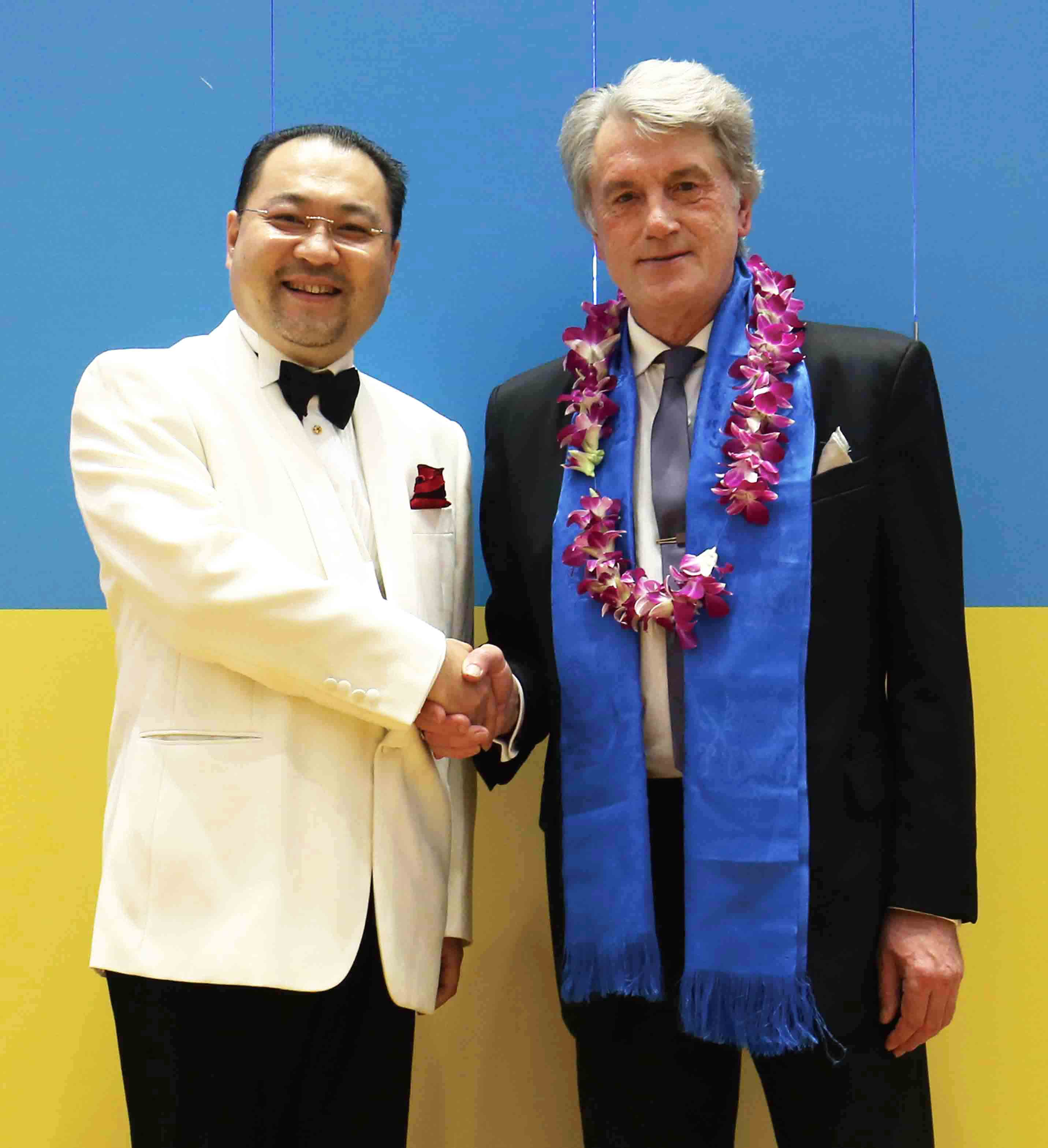 乌克兰前总统 维克多·安德烈耶维奇·优先科阁下