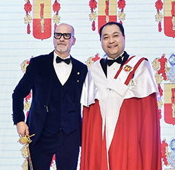 意大利博斯科亲王殿下 授勋太和木作君士坦丁皇家萨克骑士勋章